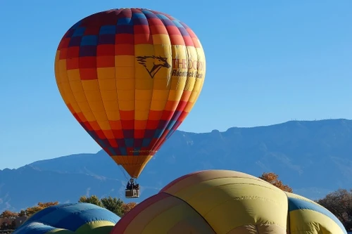 Nổ khinh khí cầu tại Mỹ, 4 người bị thương