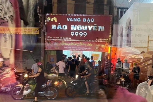 'Lý giải' của nam shipper vào cướp giật tại hiệu vàng 