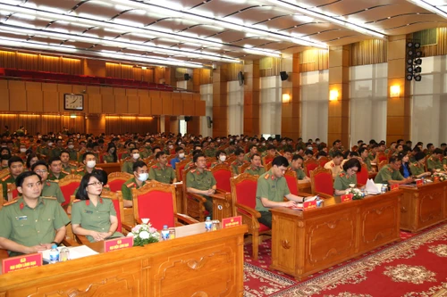 Thanh niên Công an nhân dân thấm nhuần Đề án 02 và Nghị quyết 16 - Tăng cường công tác chính trị, tư tưởng 