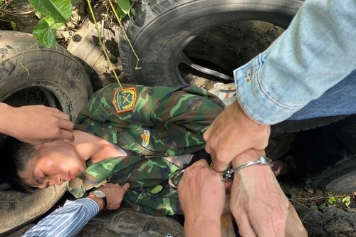 Khởi tố gã chồng vũ phu sát hại vợ, đâm bị thương em vợ