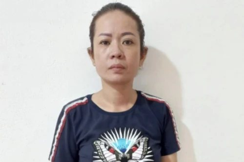 Gọi điện khủng bố, đe dọa con nợ nếu không trả tiền