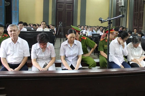 Hủy tội “lạm dụng tín nhiệm chiếm đoạt tài sản” đối với nguyên Tổng giám đốc Vifon