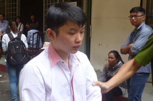 Bị dồn đánh, anh công nhân biến thành kẻ sát nhân