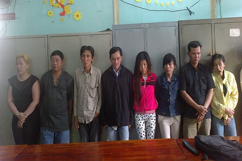 Băng nhóm "nữ quái" chuyên dàn cảnh gạ mua dâm để móc túi người nước ngoài