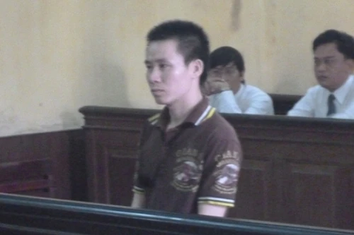 Giết người vì chuyện để xe trước nhà người khác