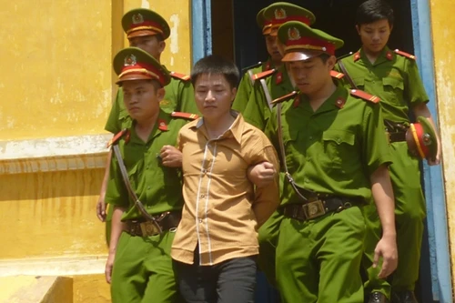 Kẻ sát nhân mang án tử hình tự nguyện rút đơn kháng cáo