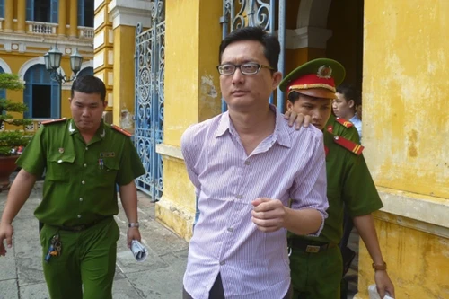 Giảng viên “dỏm” chuyển "nghề"... bán bằng đại học giả