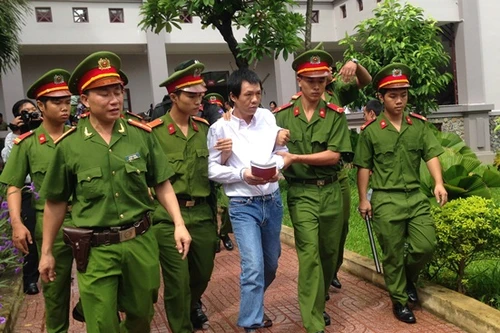 Phụ thầu giết chết chủ công trình, rồi giả dạng nạn nhân tẩu thoát