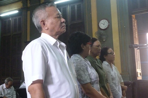 Vụ tham nhũng ở Cty Vifon: Bộ Công Thương vẫn vắng mặt, không yêu cầu bồi thường