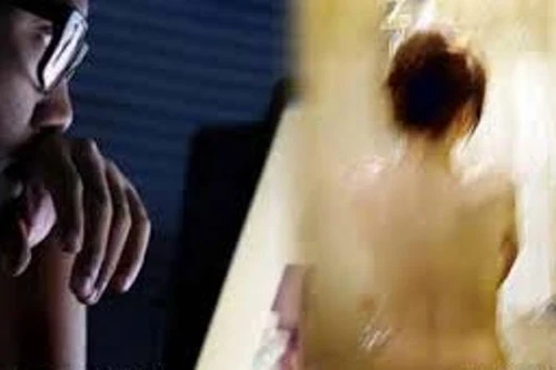 Gã trai bỉ ổi, dùng ảnh “nóng” tống tiền người tình