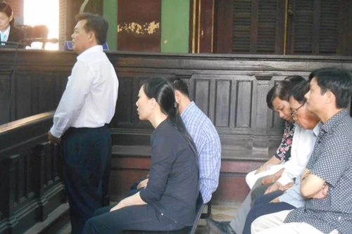 Cựu quan huyện Hóc Môn tiếp tục ra tòa vì nhận hối lộ tiền tỷ