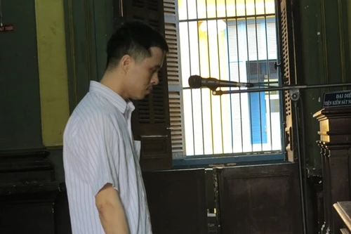 Giết bạn đồng tính vì nghi bị xâm hại tình dục 