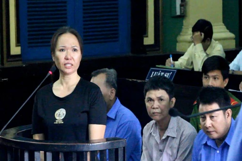 Mẹ "lót" hàng trăm triệu đồng "chạy án" cho con vẫn bị phạt tù