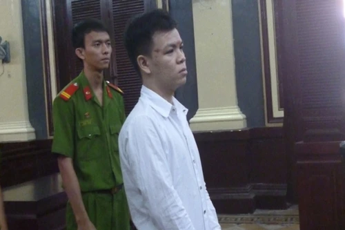 Bênh mẹ gây ra án mạng từ việc đòi nợ 20 ngàn đồng