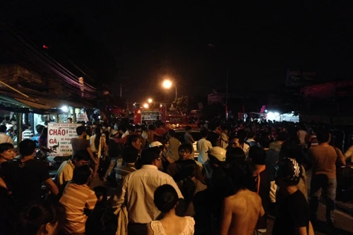 Lao vào nhà đang cháy cứu con, hai mẹ con chết ngạt trong tư thế ôm nhau