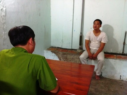 Bắt giám đốc doanh nghiệp hành hung CSGT