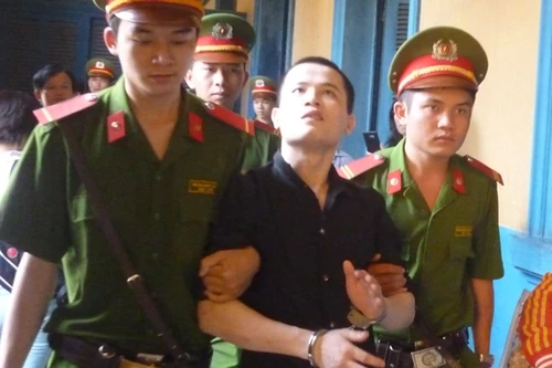 Bản án lương tâm của người cha giết con trẻ mới 23 ngày tuổi