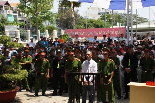 Tử hình kẻ giết chỉ huy trưởng công trình xây dựng