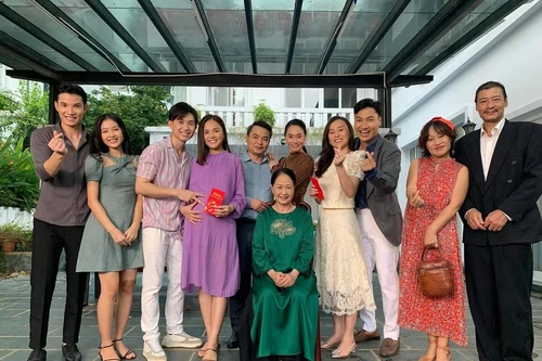 “Hương vị tình thân” khép sóng, phía êkip sản xuất tiết lộ điều bất ngờ