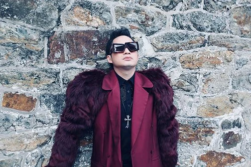 Tùng Dương ra MV "Hư vô" viết về sự hy sinh quả cảm của một nữ tu trong dịch Covid-19