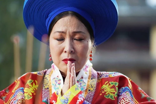 Nhà sản xuất "Phượng khấu" chi 5 tỷ đồng làm tiếp phim dã sử Việt Nam 