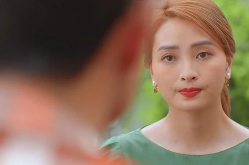 Bị "ném đá" dữ dội vì đóng vai tiểu tam, MC Mù Tạt nói gì? 