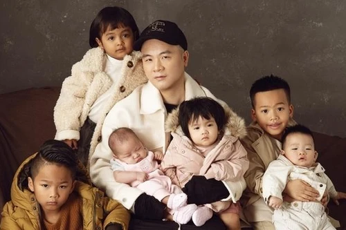 Nhà thiết kế Đỗ Mạnh Cường có thêm người con nuôi thứ 8