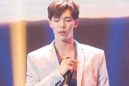 Erick giải thích về việc lạm dụng hát giọng mũi