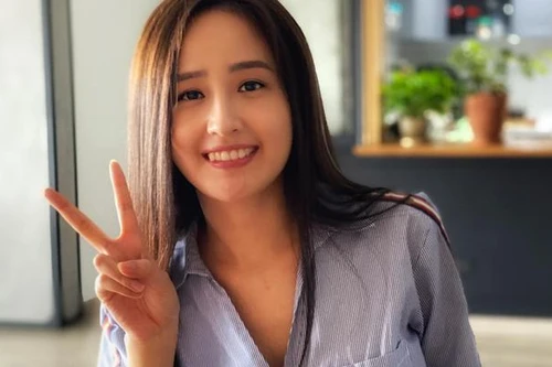 Hoa hậu Mai Phương Thúy đăng ký làm tình nguyện viên hỗ trợ chống dịch Covid-19