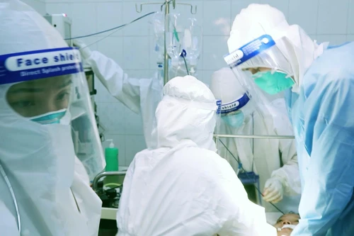 Lời thề phía sau lằn ranh sinh tử 