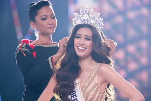Khánh Vân bất ngờ được dự đoán đăng quang Miss Universe 2021