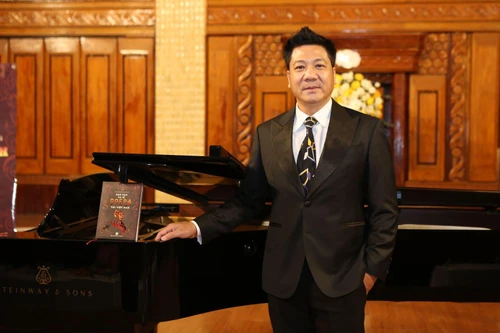 Xuất bản sách về đào tạo Opera của NSND Quốc Hưng - người chạm đến đáy của nốt trầm