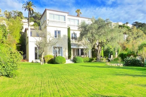 Trung Quốc rao bán biệt thự của Bạc Hy Lai ở Pháp