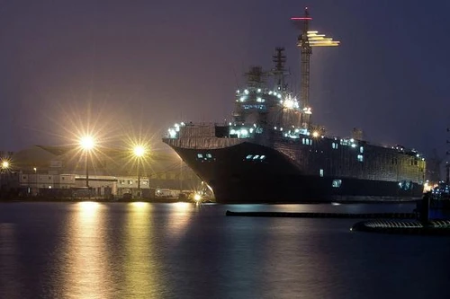 Nga tuyên bố sẽ tự đóng tàu và sẵn sàng nhận tiền bồi thường tàu Mistral