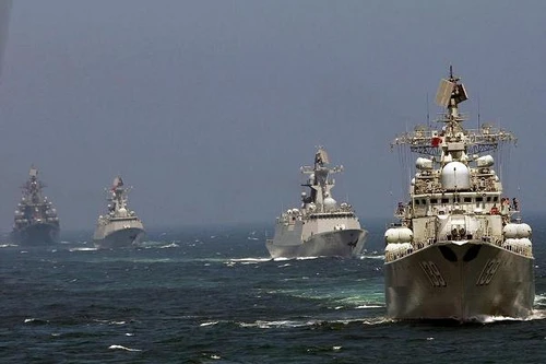 Nhật phát hiện 6 tàu khu trục Trung Quốc rầm rộ vượt qua Okinawa