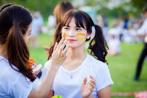 Những slogan áo đồng phục "bá đạo" nhất năm 2017, giới trẻ háo hức