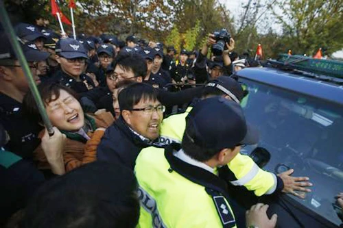 Người Hàn Quốc ngăn cản rải truyền đơn sang Triều Tiên