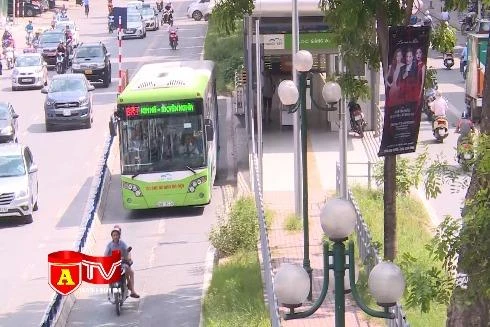 Xe bus BRT có thực sự quá tải?