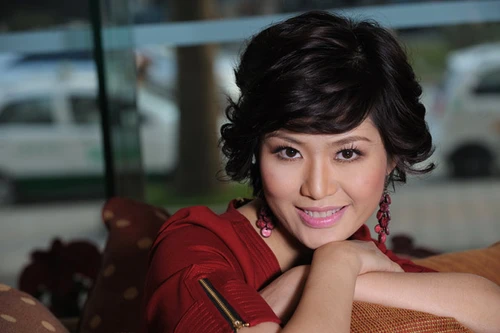 ​Hoa hậu Thu Thủy làm MC chương trình về an ninh xã hội