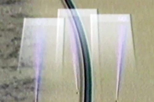 Công nghệ không quân (5): Bom thông minh “tự tìm diệt” đối phương