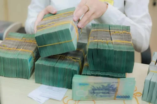 Lãi suất huy động bị "ghìm cương", ngân hàng sẽ đẩy mạnh phát hành trái phiếu 