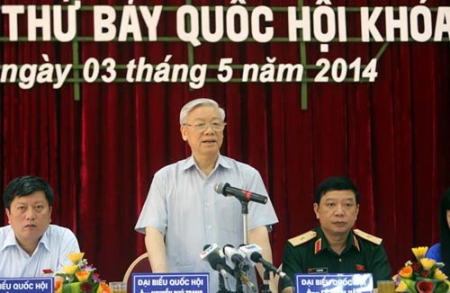 Cử tri mong sớm loại cán bộ tha hóa, biến chất