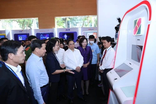 Bất ngờ với Ngân hàng số của Agribank tại sự kiện Chuyển đổi số ngành ngân hàng