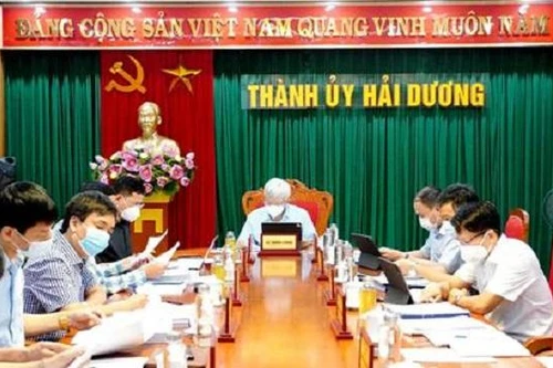 Gian lận bầu cử nghiêm trọng, Chỉ huy trưởng quân sự bị cách chức