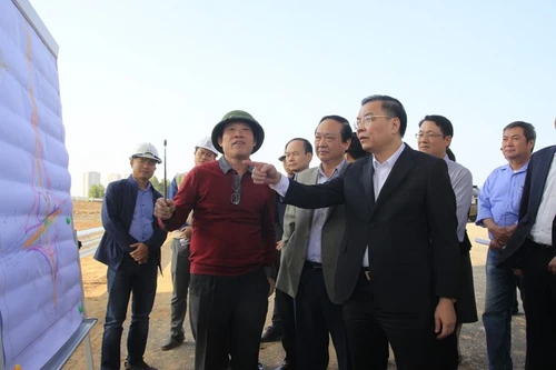 Chủ tịch UBND TP đôn đốc tiến độ nút giao nối đường vành đai 3 với cao tốc Hà Nội - Hải Phòng