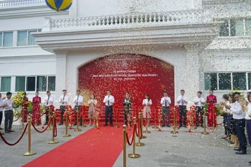 Khai trương trung tâm phân phối tại 63 địa phương, khánh thành nhà máy sản xuất thuốc tân dược