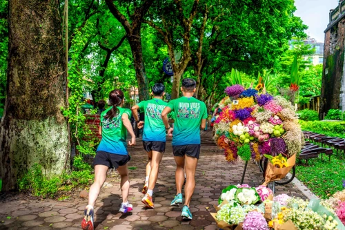 Áo đấu và huy chương giải chạy VPIM 2024 "xịn sò" thế nào?