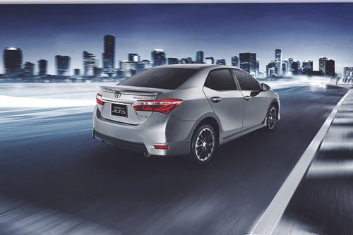 Toyota Việt Nam tung Corolla Altis thế hệ mới