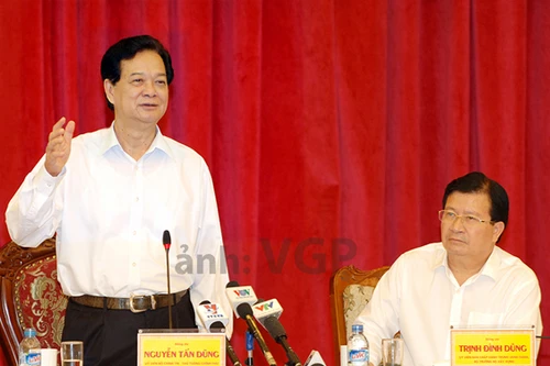 Thủ tướng Nguyễn Tấn Dũng yêu cầu: Cắt giảm mạnh thời gian làm thủ tục hành chính xây dựng