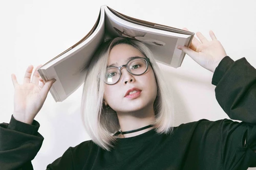 Tiên Nguyễn - nữ nhiếp ảnh gia chuyên chụp cho các hoa hậu